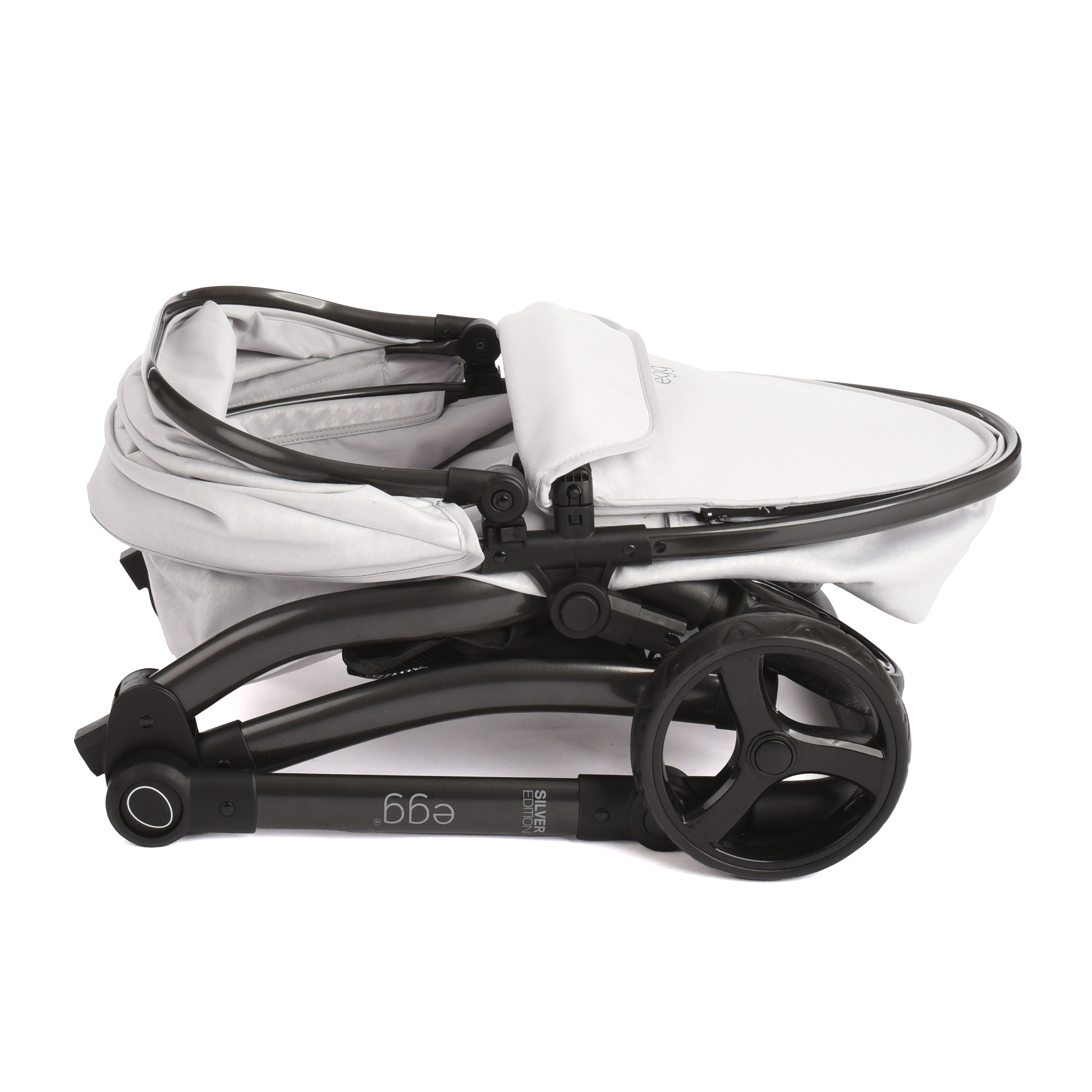 egg® Dolls Pram - Houndstooth Silver And Lea Doll Bundle