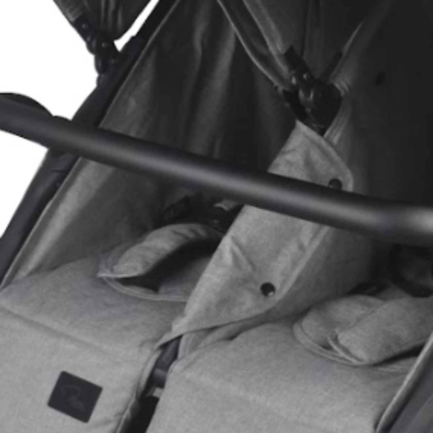 Roma Gemini Bumper Bar