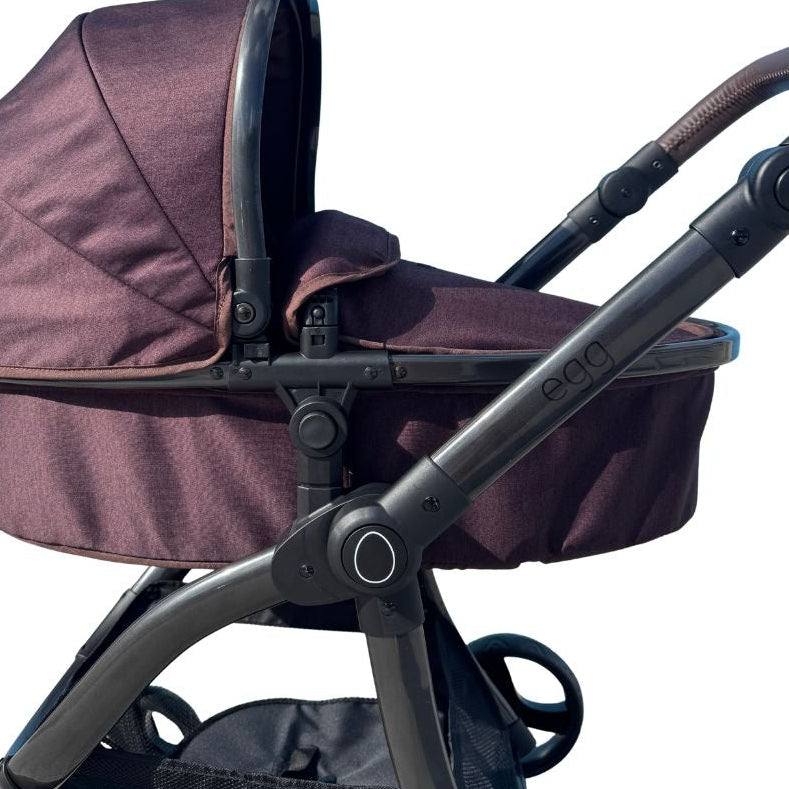 Original Sample - egg® Dolls Pram - Mulberry