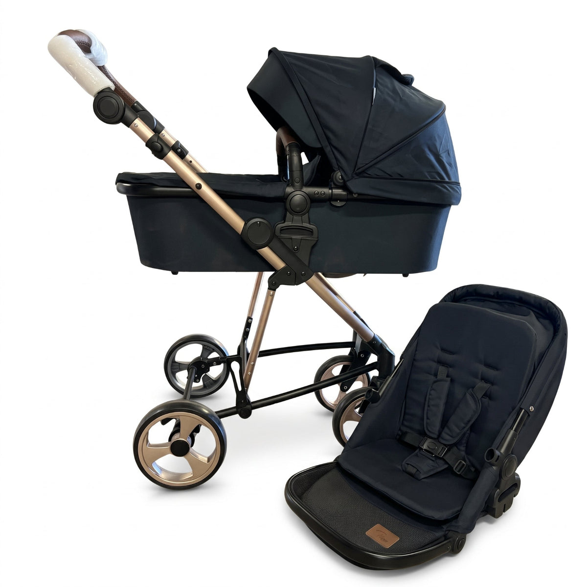 Ex Display Roma 2-in-1 Pram System – Black