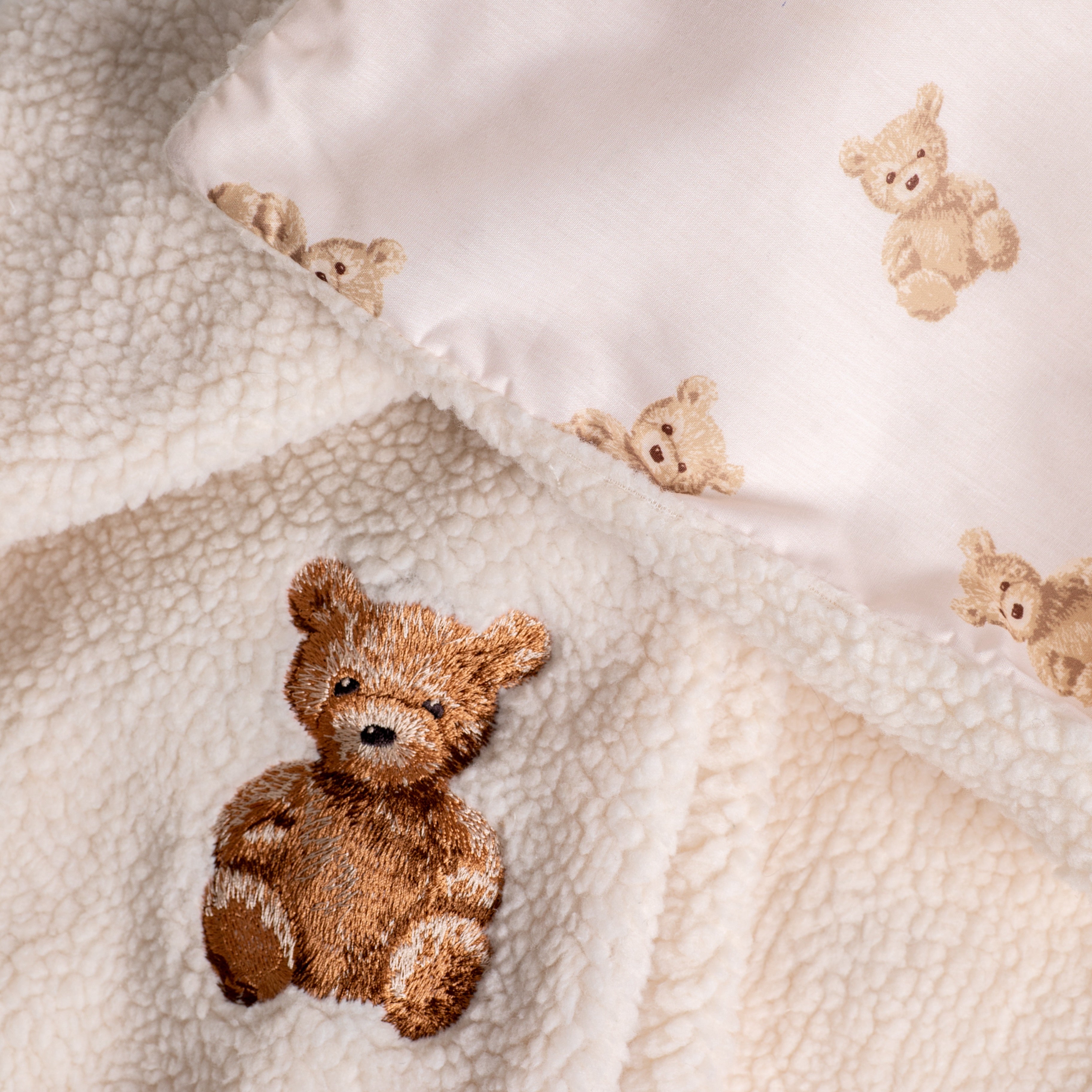 Roma Teddy Blanket